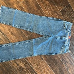 **VINTAGE!!** Men’s Wrangler slim fit jeans.  Style MWZDS. Size 36 X 30.